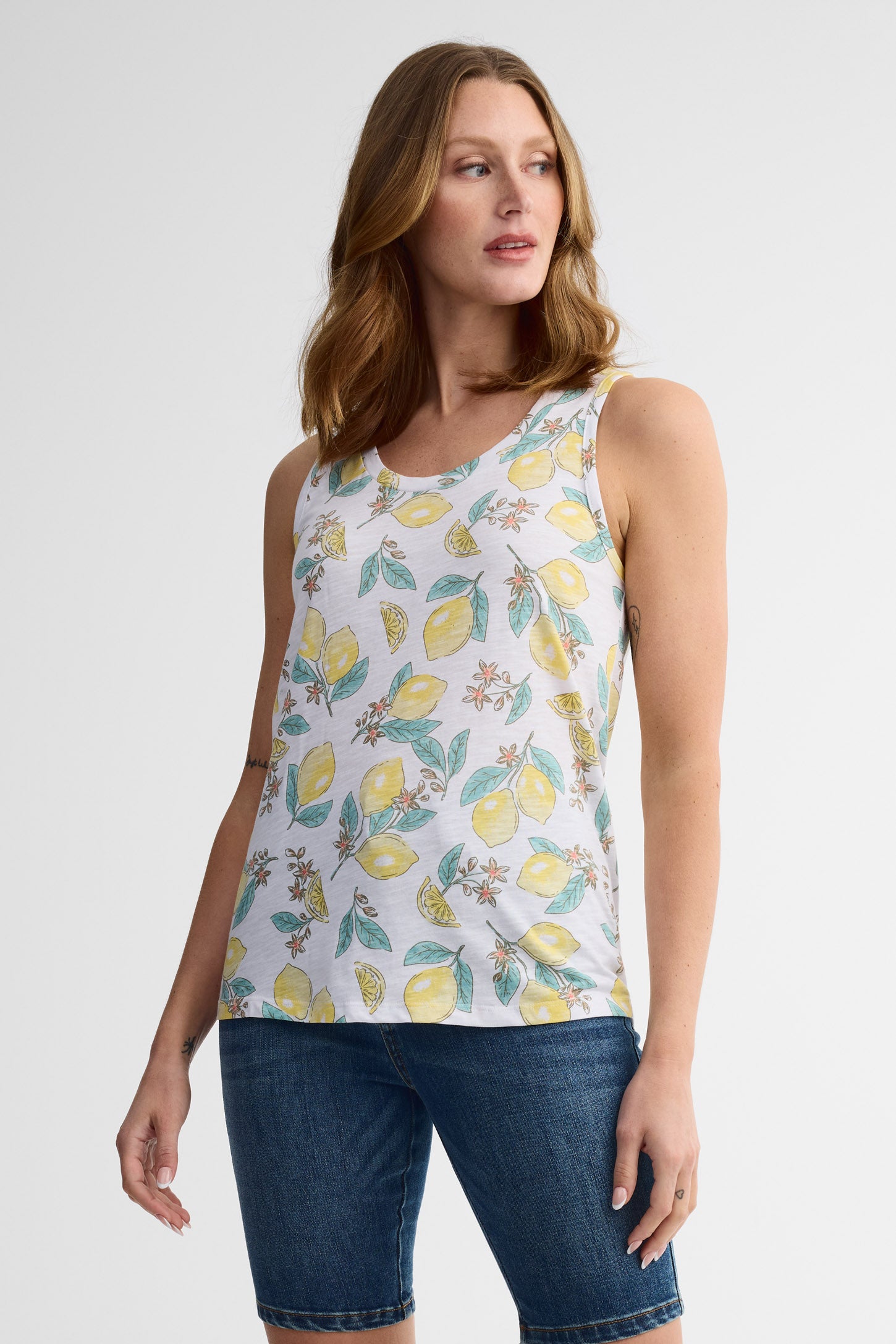 Camisole col dégagé coton, 2/30$ - Femme && BLANC MULTI
