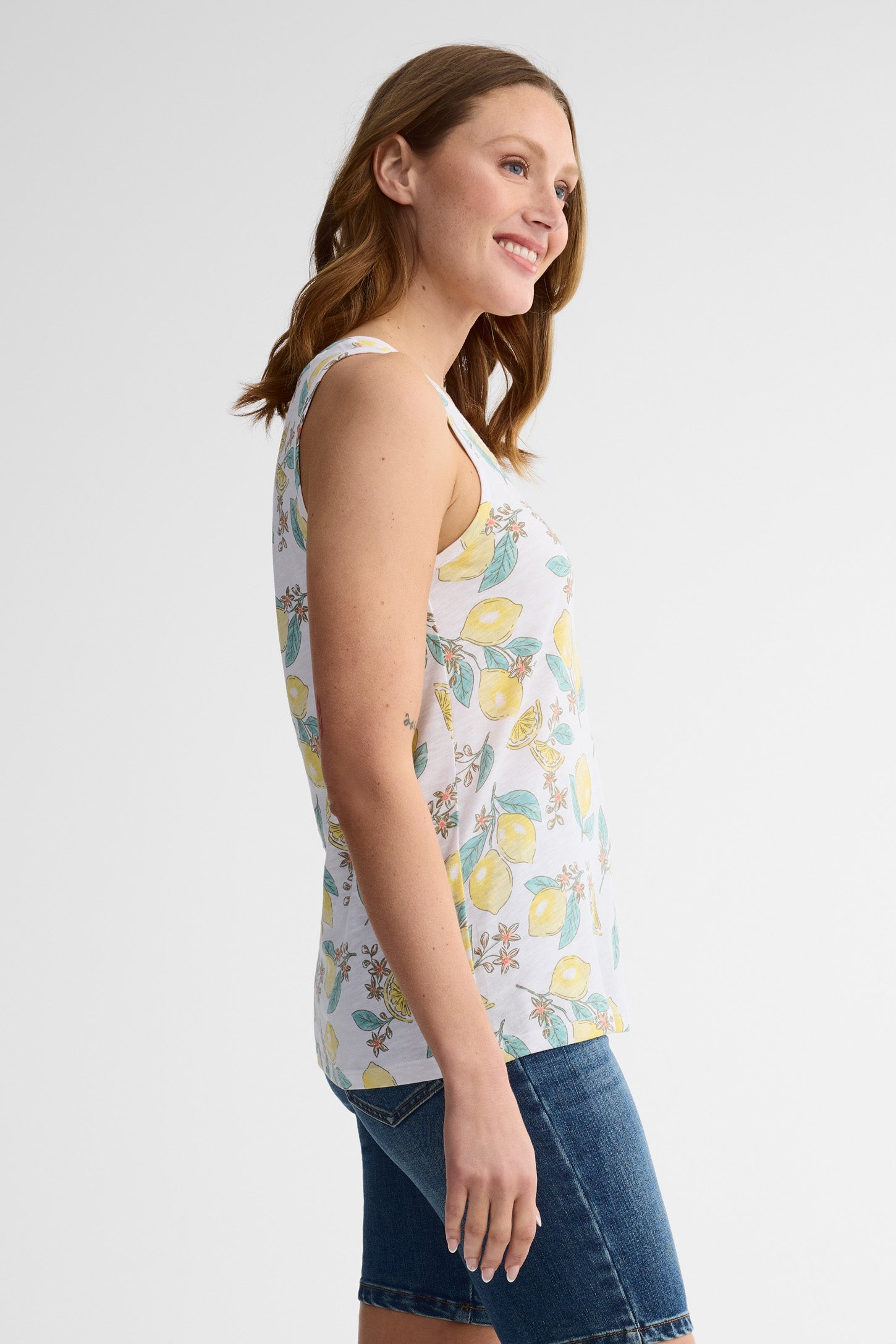 Camisole col dégagé coton, 2/30$ - Femme && BLANC MULTI