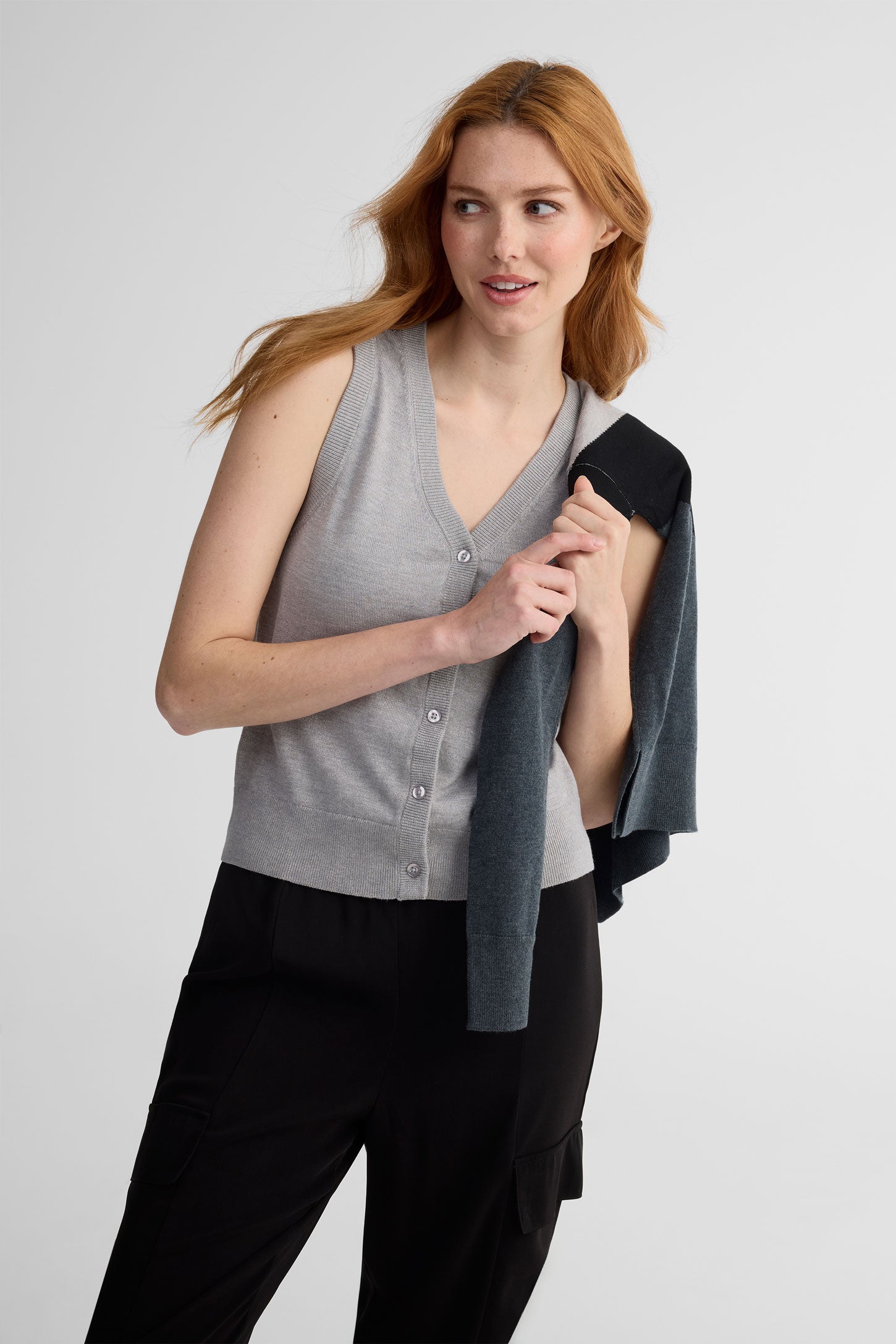 Cardigan tricot semi-ajustée à boutons - Femme && GRIS