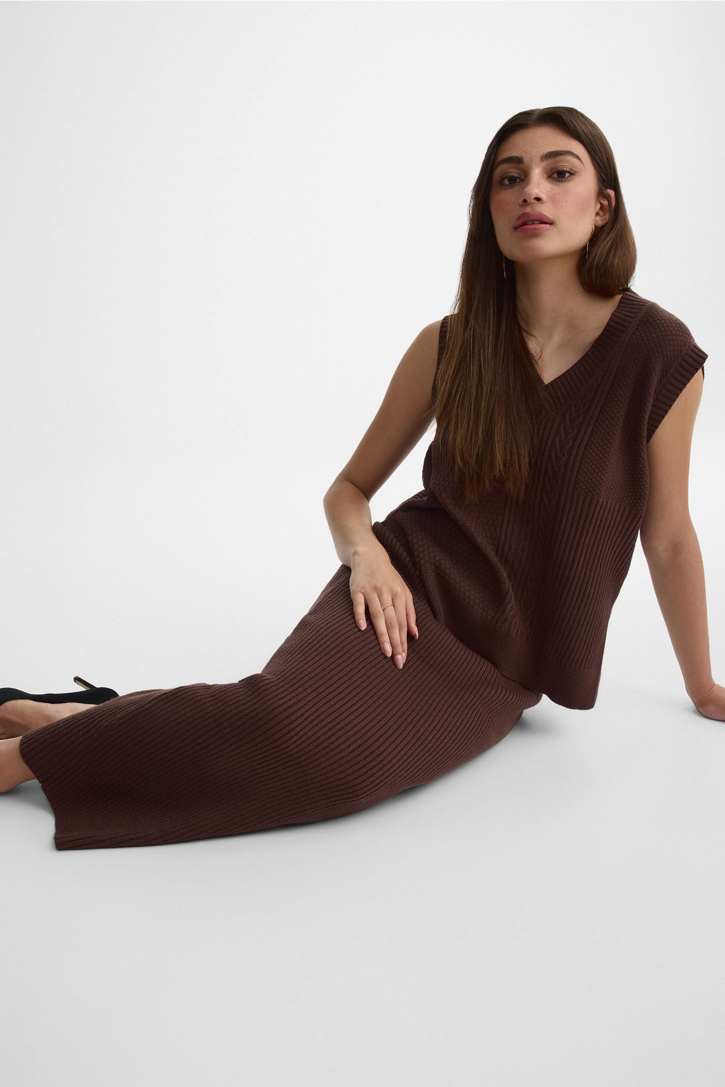 Jupe midi ajustée en tricot – Femme && BRUN FONCE