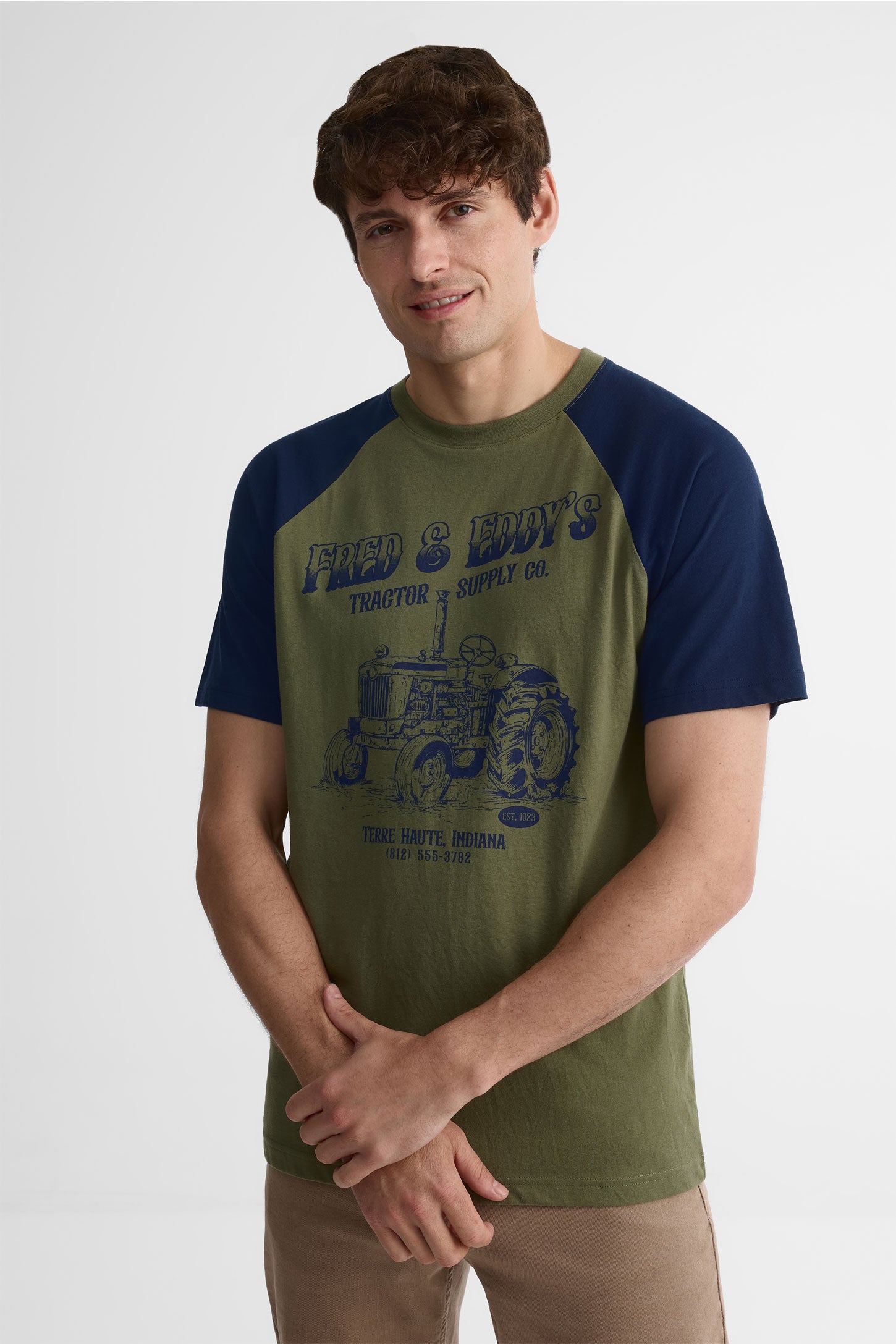 T-shirt col rond coton, 2/30$ - Homme && KAKI/MULTI