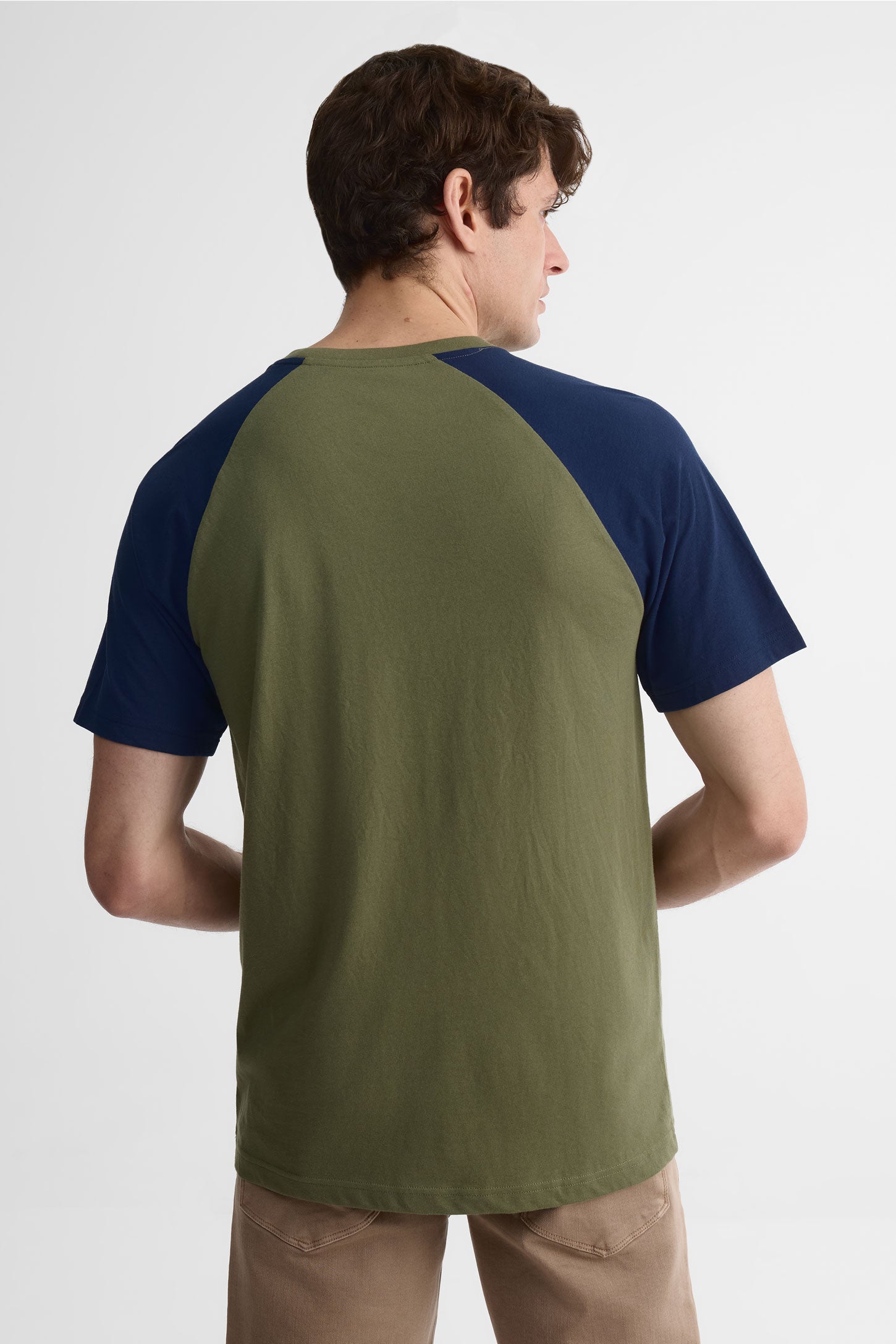 T-shirt col rond coton, 2/30$ - Homme && KAKI/MULTI