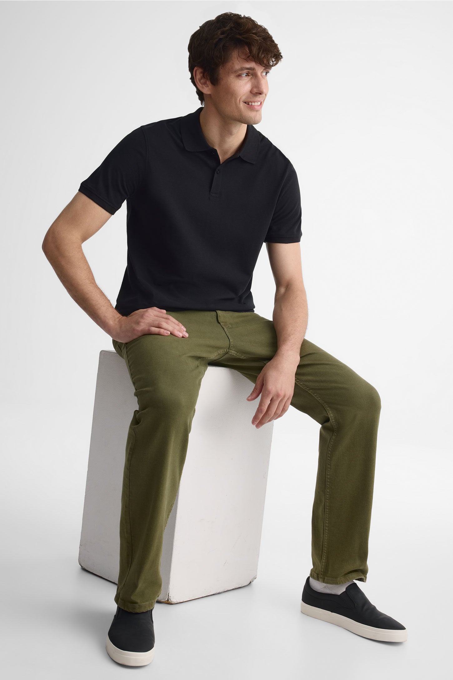 Jeans coupe droite - Homme && KAKI