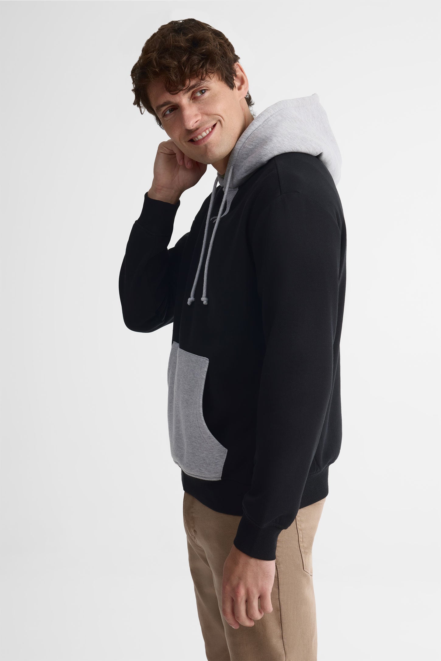 Chandail à capuchon coton ouaté - Homme && NOIR