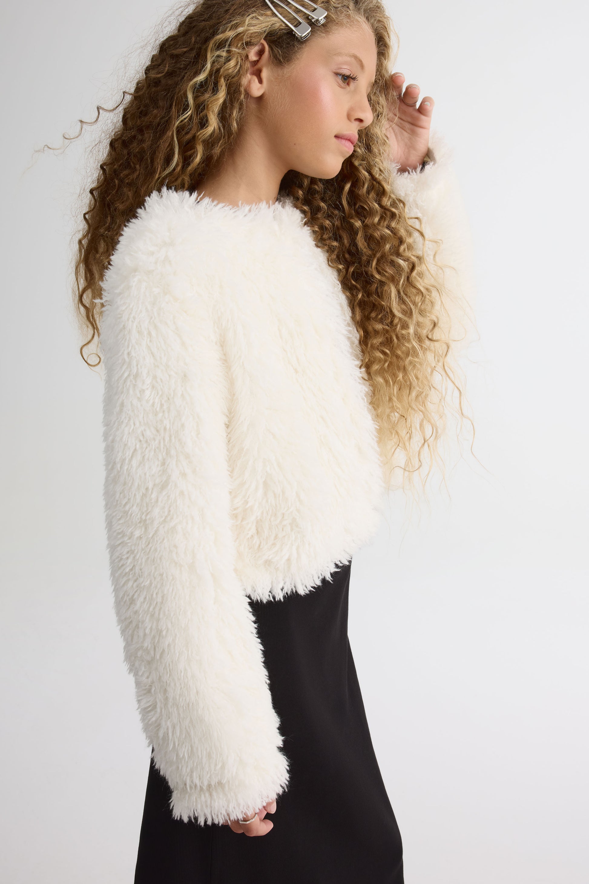 Veste en fausse fourrure – Ado fille && BLANC CASSÉ