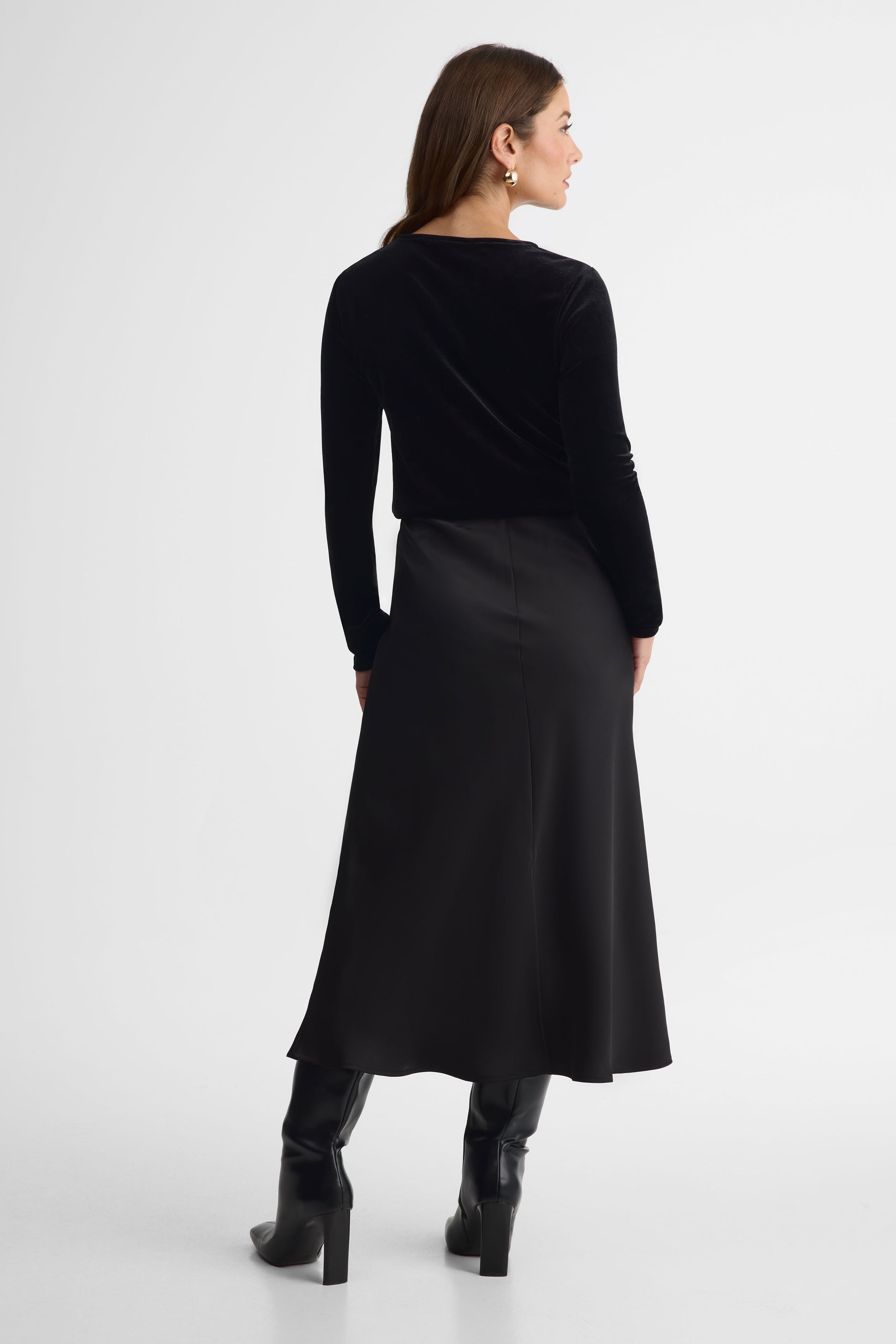 Chandail à devant torsadé - Femme && NOIR