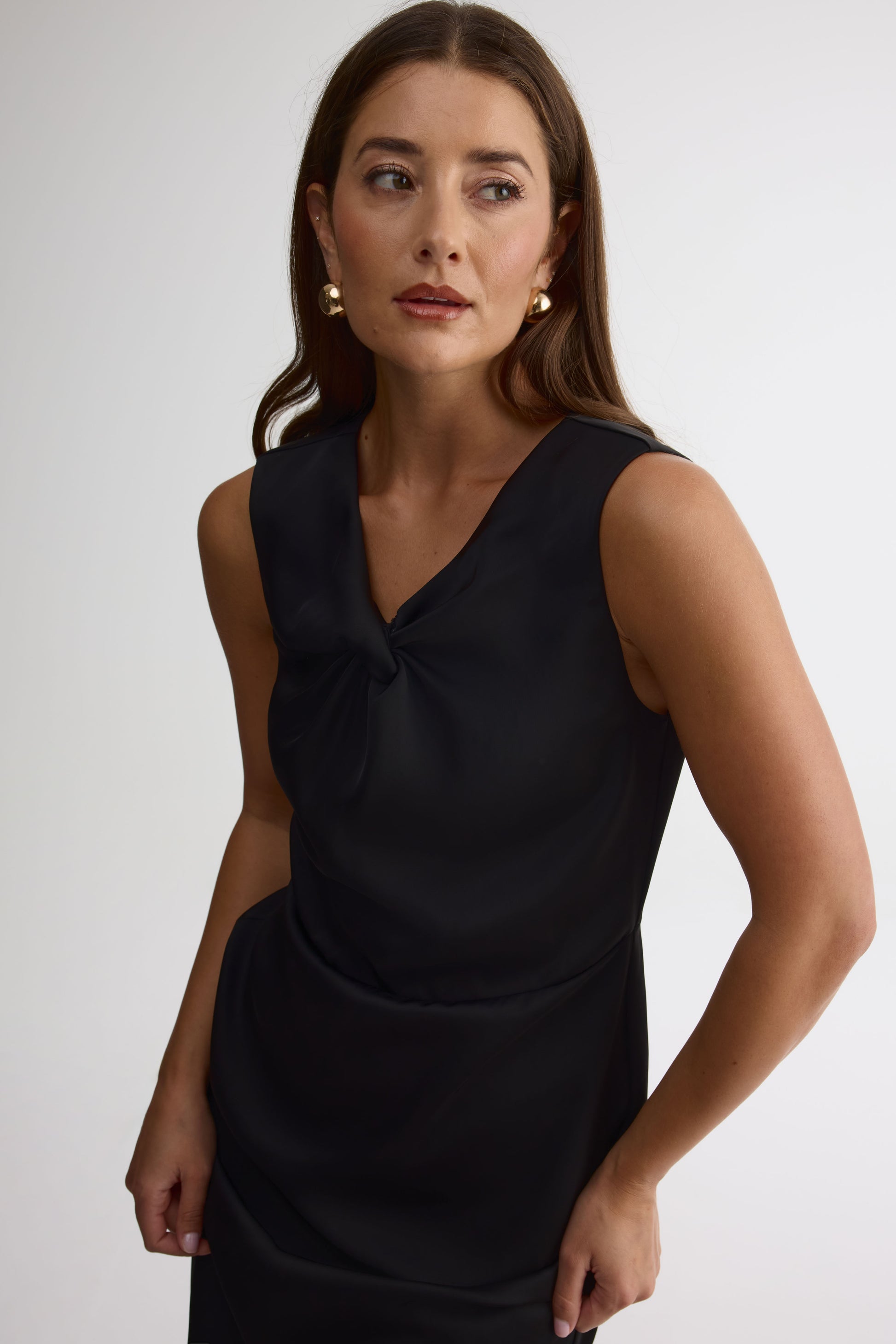 Robe midi à devant torsadé – Femme && NOIR