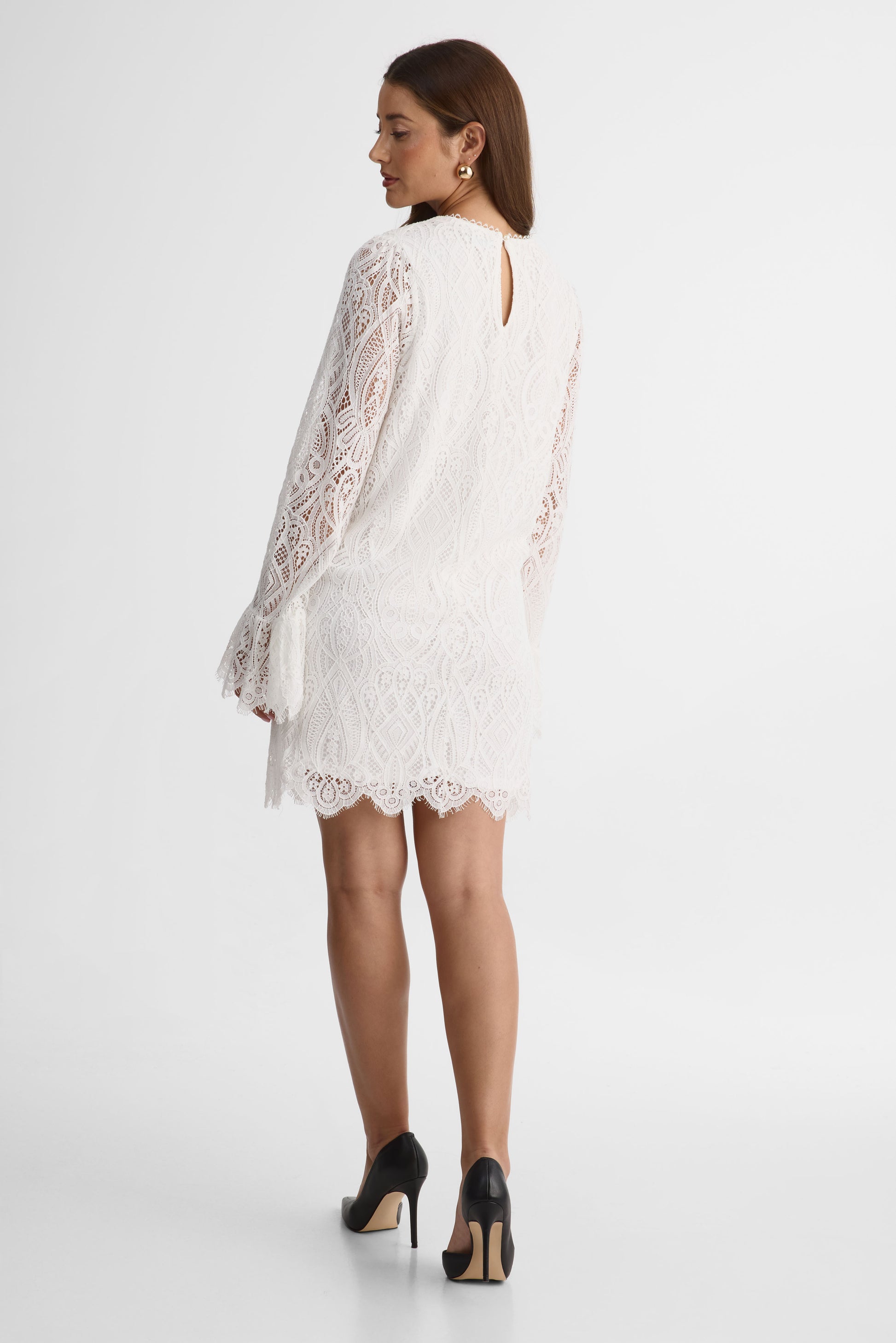 Robe court en dentelle – Femme && BLANC CASSÉ