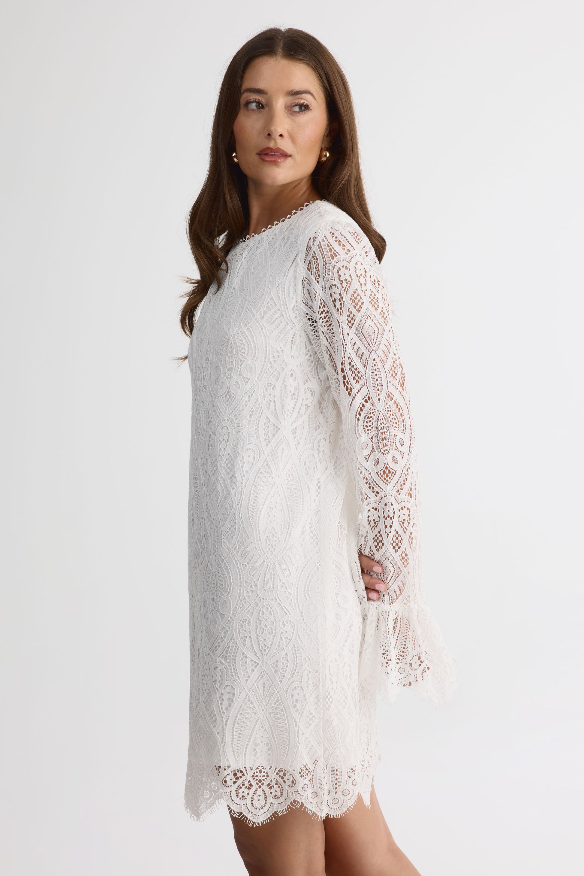 Robe court en dentelle – Femme && BLANC CASSÉ
