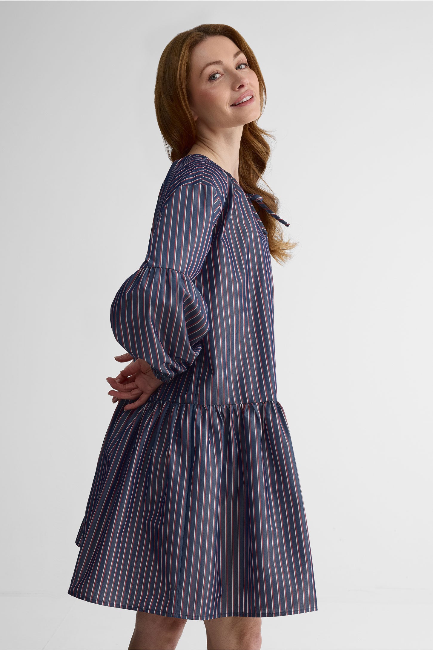 Robe courte à manches bouffantes - Femme - Aubainerie