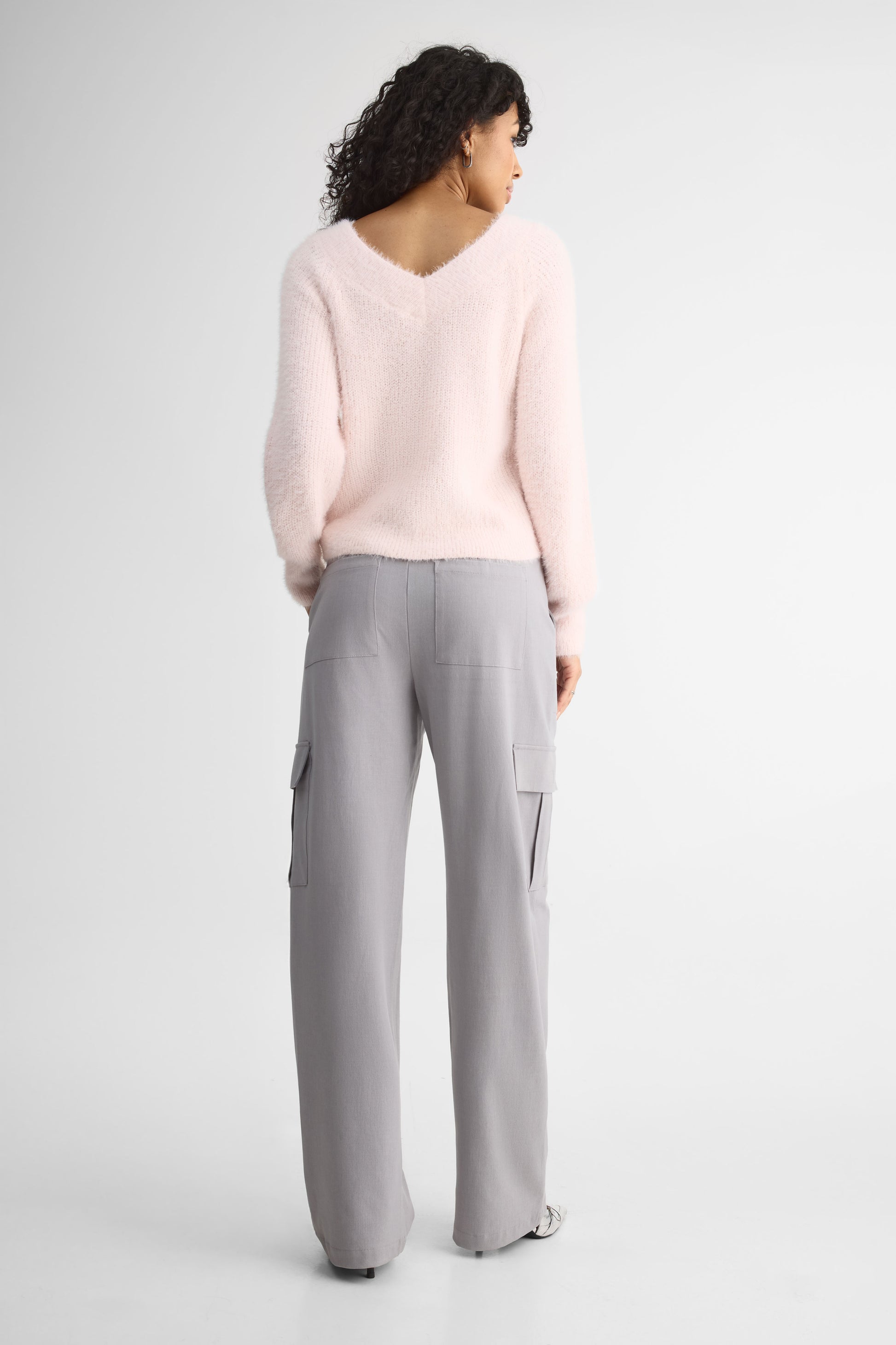 Chandail tricot tondue en col V – Femme && ROSE