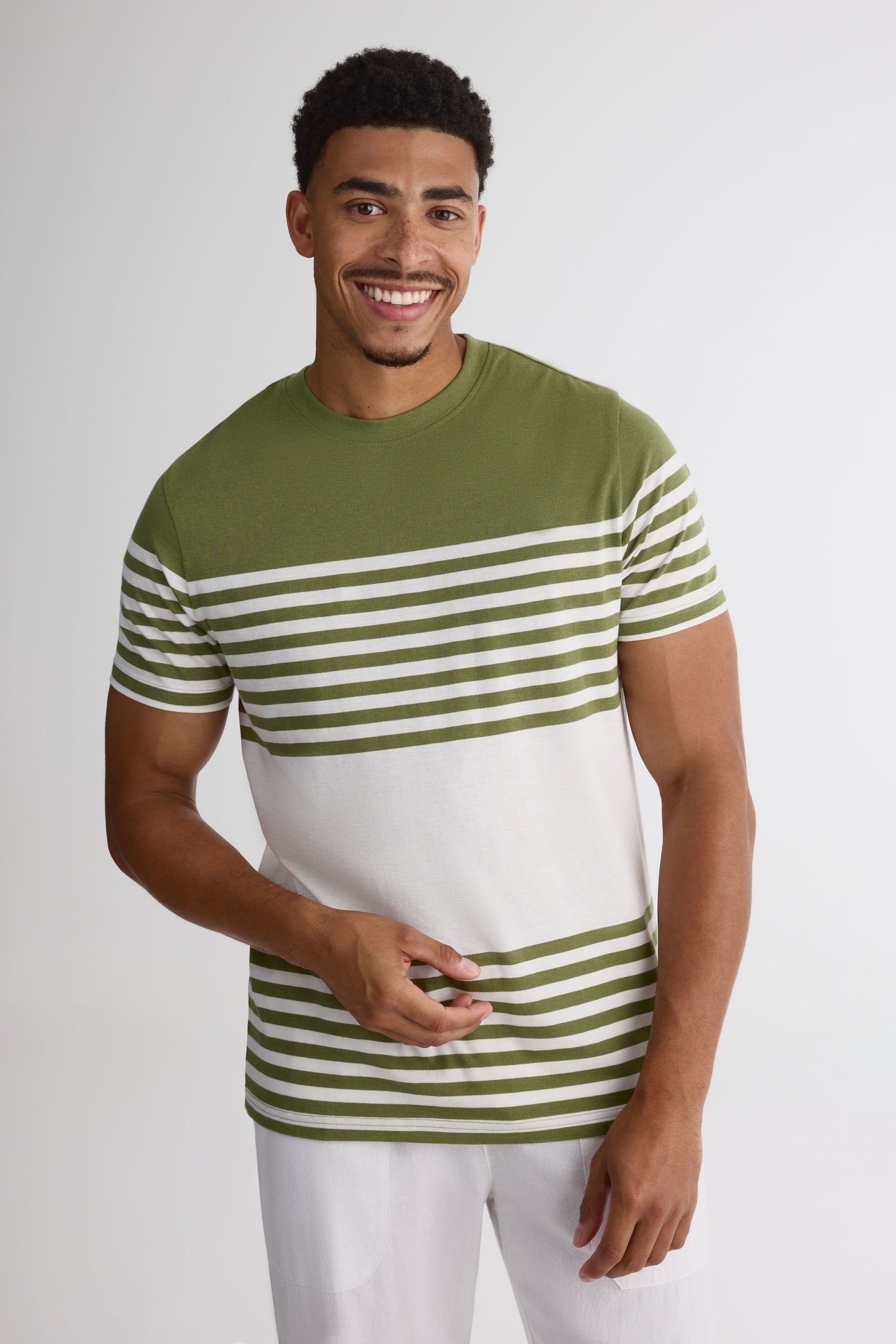 Chandail à manches courtes col rond – Homme && VERT/MULTI