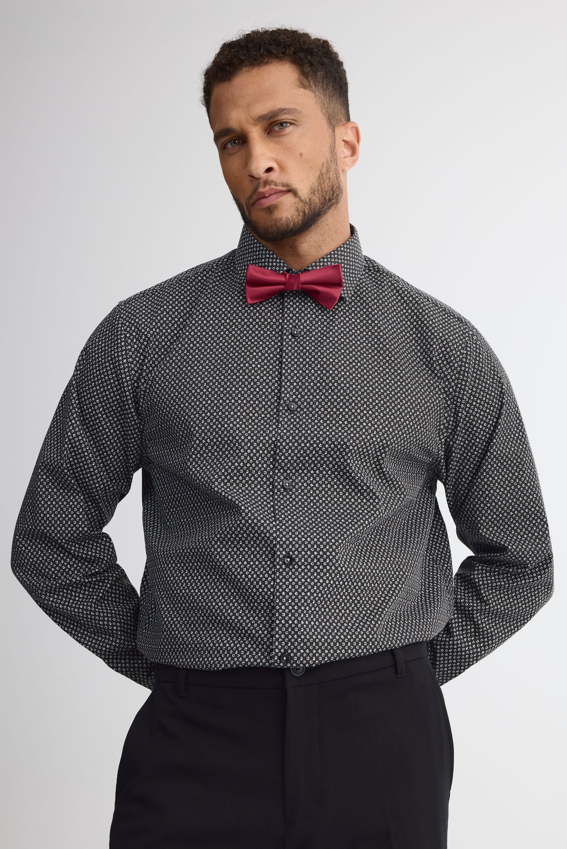 Chemise à manches longues avec nœud papillon - Homme && NOIR