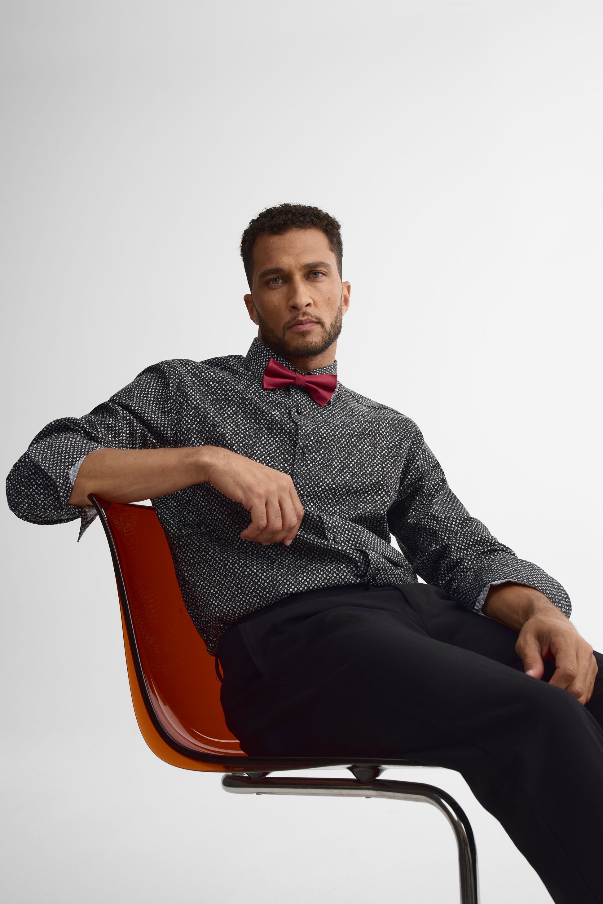 Chemise à manches longues avec nœud papillon - Homme && NOIR