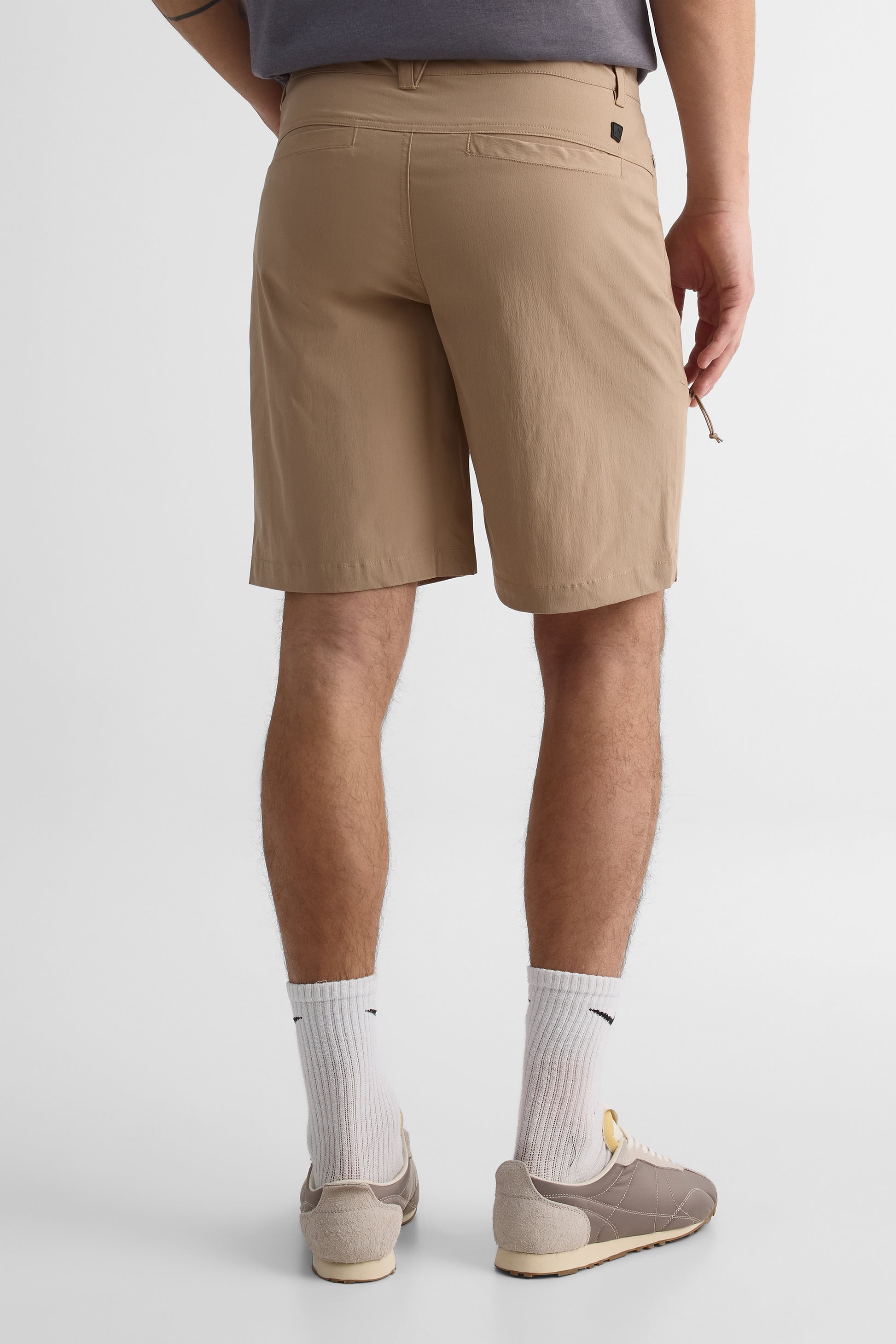 Short coupe droite - Homme && TAUPE
