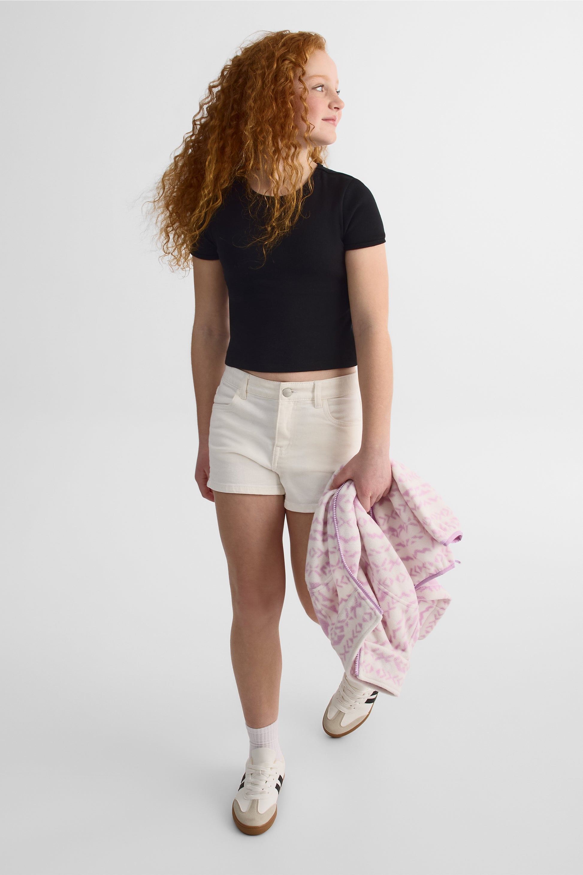 Short court en denim stretch - Ado fille && BLANC CASSÉ